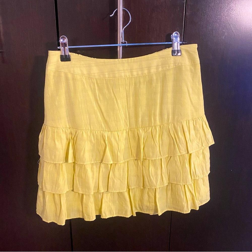 Yellow ruffle mini skirt